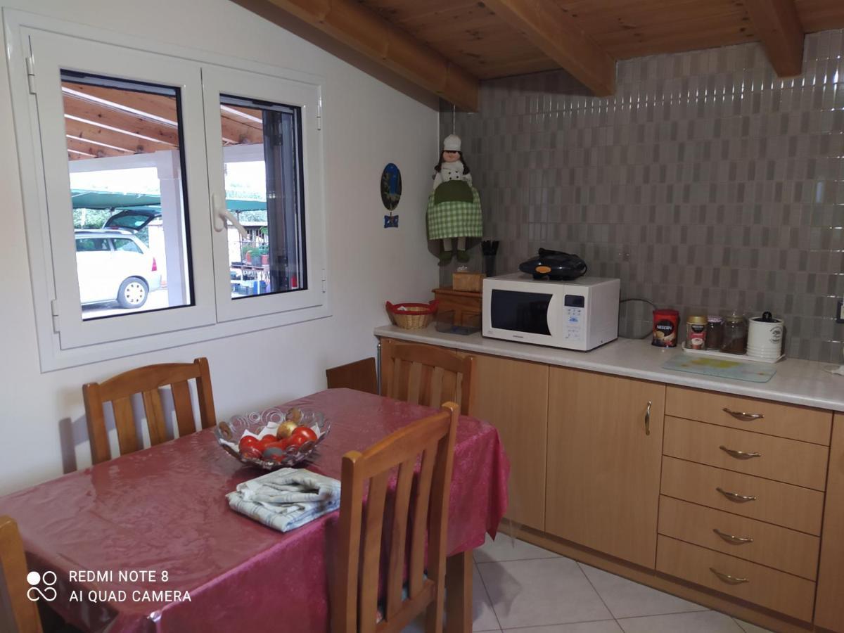 Ozena Countryside Apartment Vromonérion المظهر الخارجي الصورة