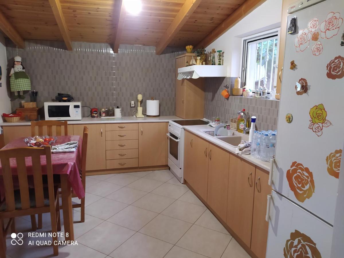 Ozena Countryside Apartment Vromonérion المظهر الخارجي الصورة